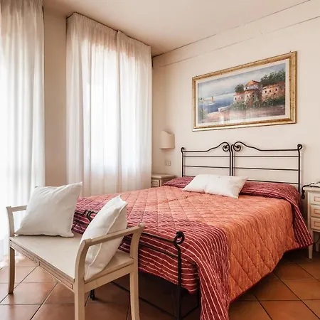 Aparthotel Isola Cisanello